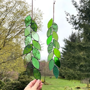 Spring Leaf String • Suncatcher • Wall Hanging