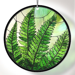 Acrylic Style Fern Suncatcher – Round Green Leaf Window Hanging for Nature Lovers